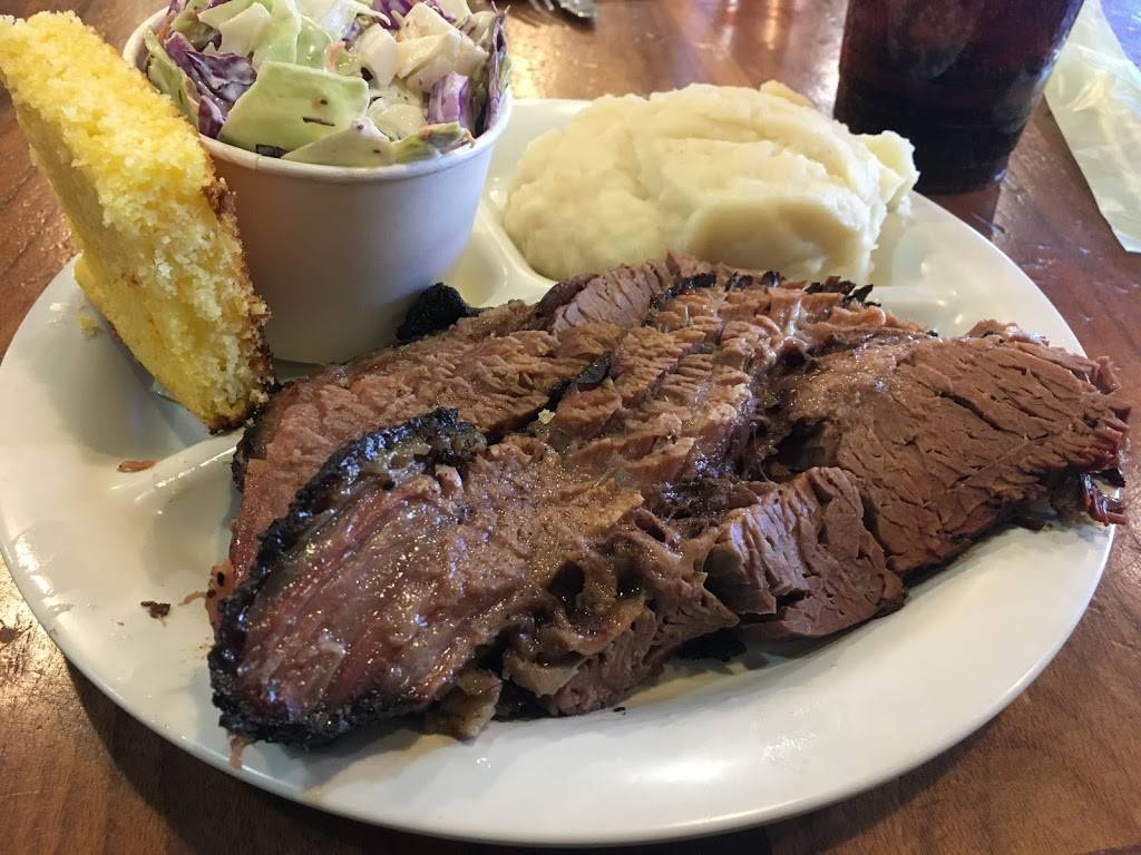 Satchels BBQ | meal takeaway | 3035 Washtenaw Ave, Ann Arbor, MI 48104, USA | 7349715100 OR +1 734-971-5100