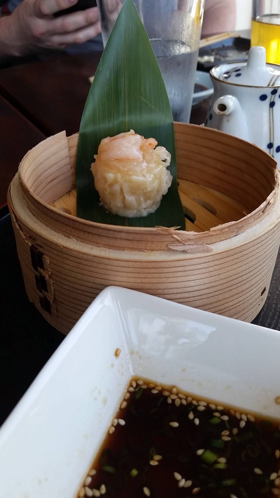 Umi Restaurant | restaurant | 1246 N Coast Hwy 101, Encinitas, CA 92024, USA | 7604421900 OR +1 760-442-1900