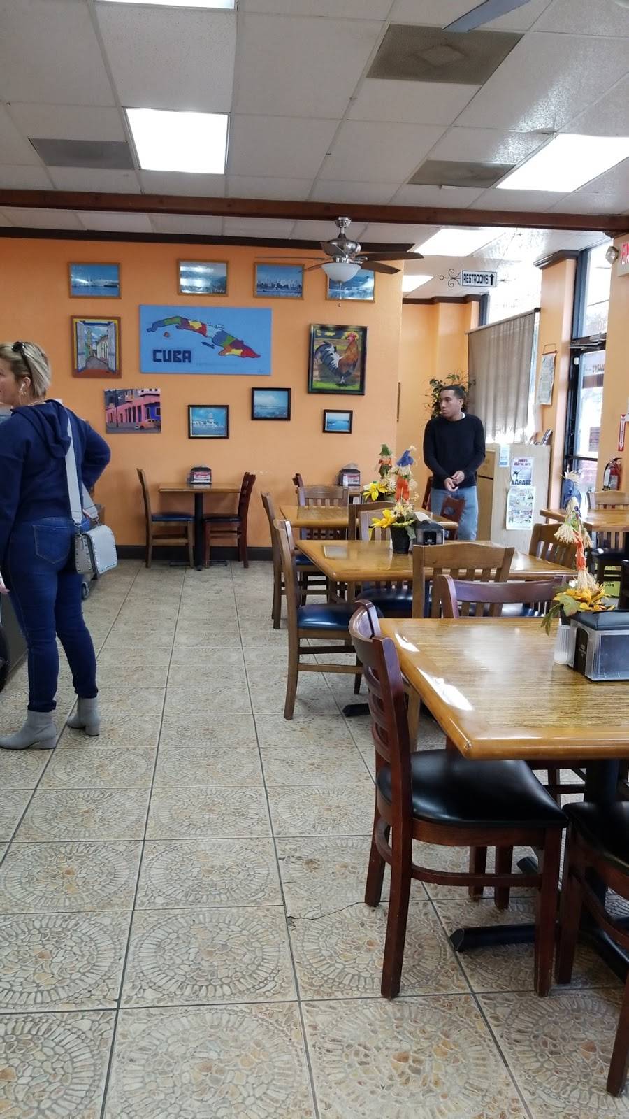 Mary’s Cuban kitchen food trailer | restaurant | 6160 SW State Rd 200 suite 107, Ocala, FL 34476, USA | 3528540030 OR +1 352-854-0030