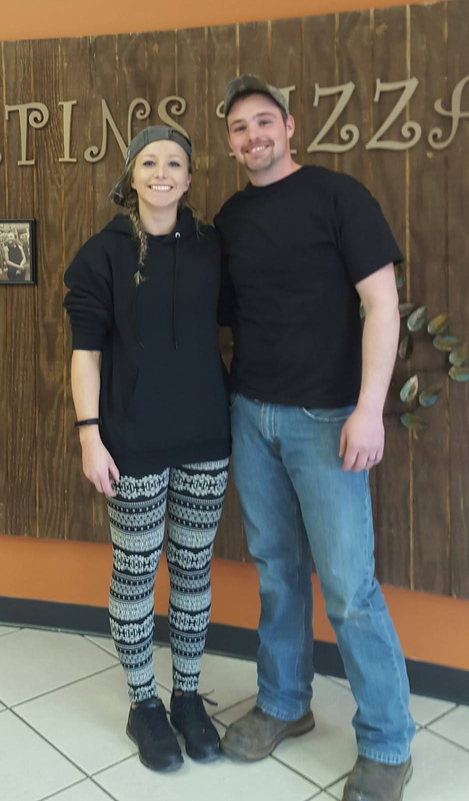 Martins Pizza Rolls | restaurant | 1214 W Maple St, Hartville, OH 44632, USA | 3305874744 OR +1 330-587-4744