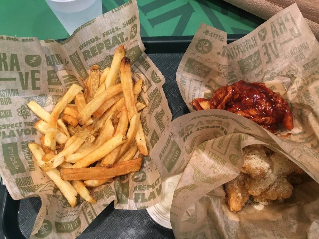 Wingstop | restaurant | 3584 S Figueroa St, Los Angeles, CA 90007, USA | 2137459464 OR +1 213-745-9464