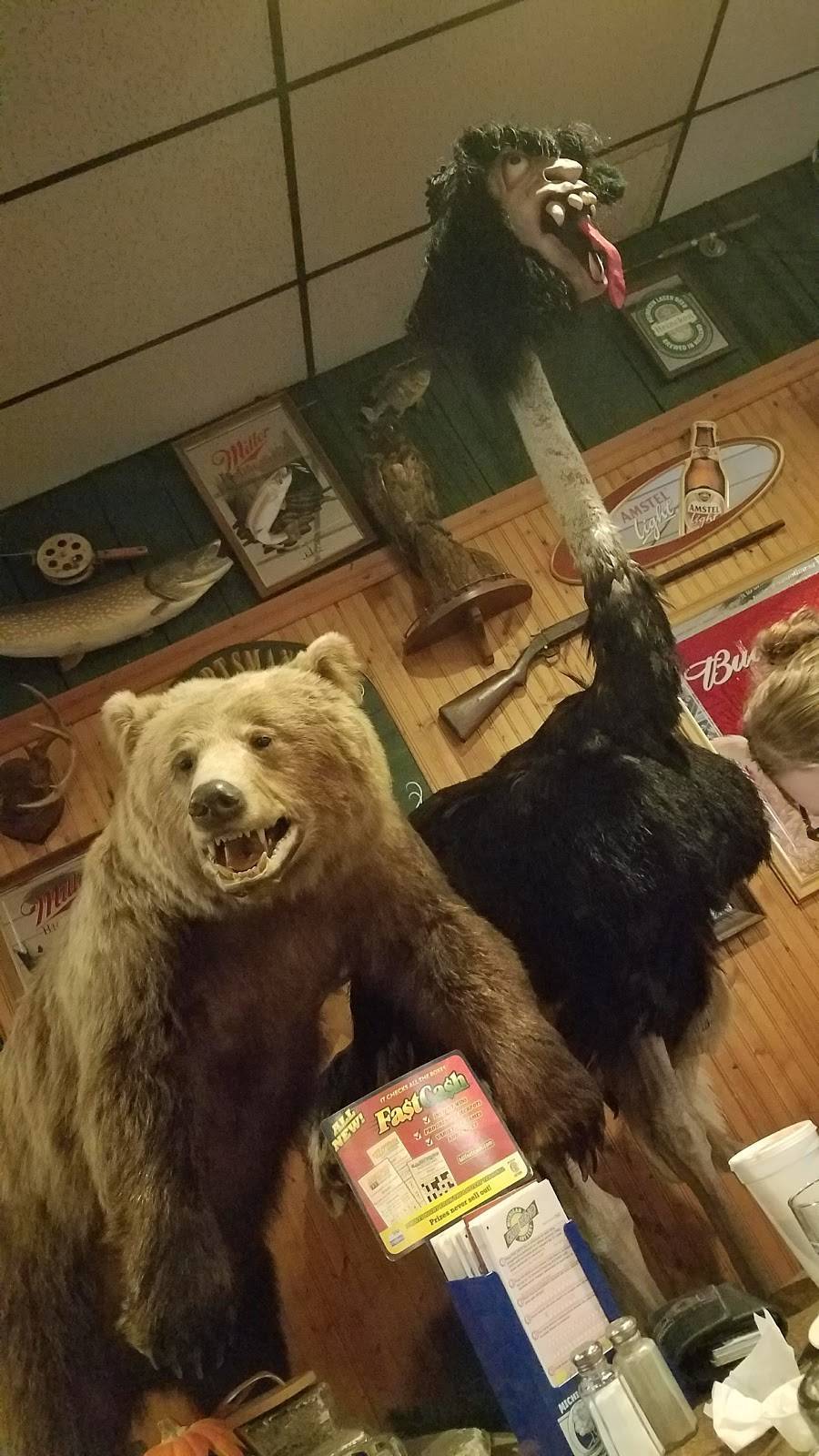 Sportsmans Bar | restaurant | 30 State Rd, Newaygo, MI 49337, USA | 2316527074 OR +1 231-652-7074