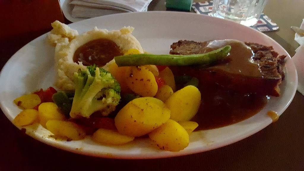 The Hive | restaurant | 609 N New Ballas Rd, Creve Coeur, MO 63141, USA | 3145691769 OR +1 314-569-1769