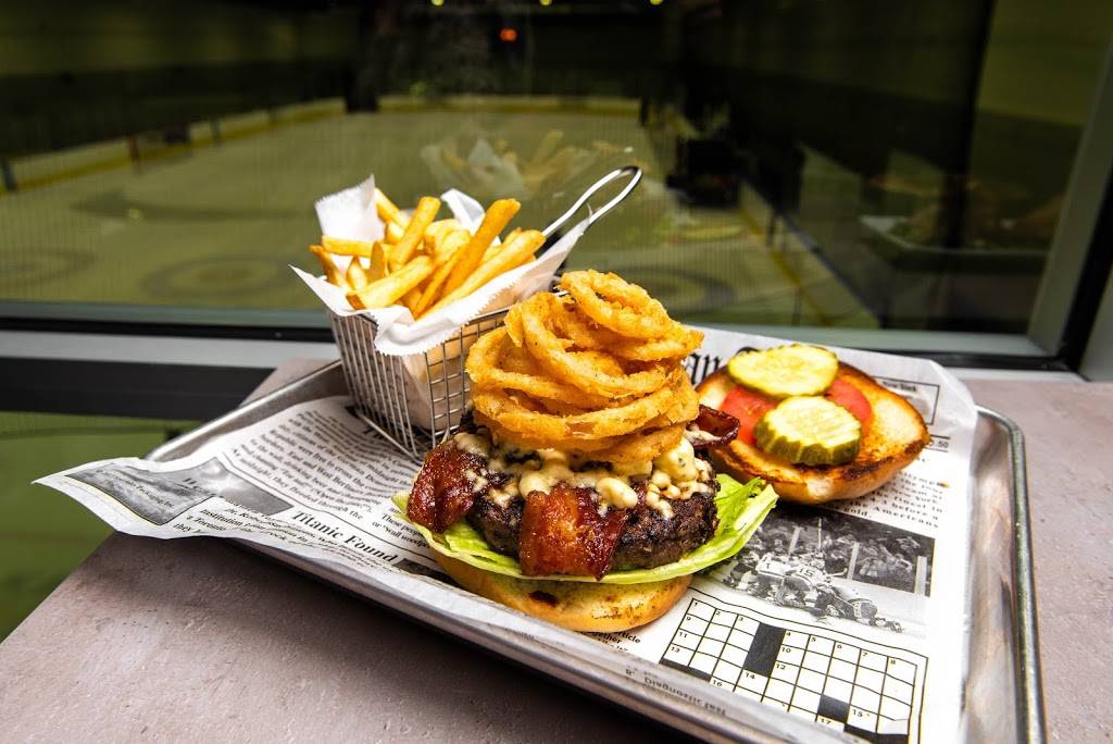 Top Shelf Sports Lounge | restaurant | 3173 Cypress Ridge Blvd., Wesley Chapel, FL 33544, USA | 8139531032 OR +1 813-953-1032