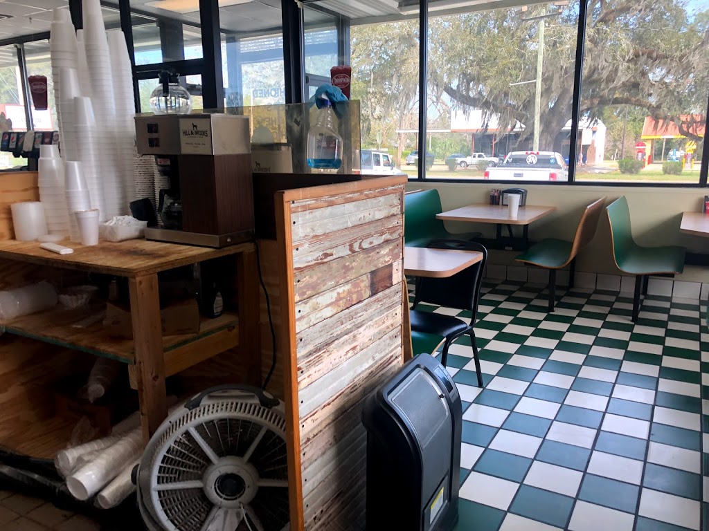 3 Nelsons burgers | restaurant | 701 E Screven St, Quitman, GA 31643, USA | 2296050143 OR +1 229-605-0143