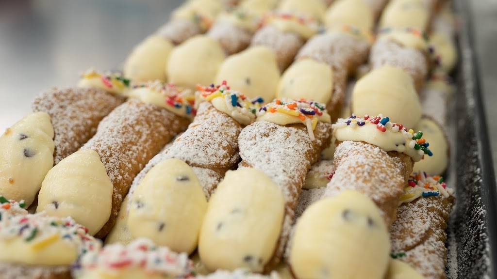 Amore Italian Market and Bakery | bakery | 4703 SW 16th Pl, Cape Coral, FL 33914, USA | 2398003938 OR +1 239-800-3938