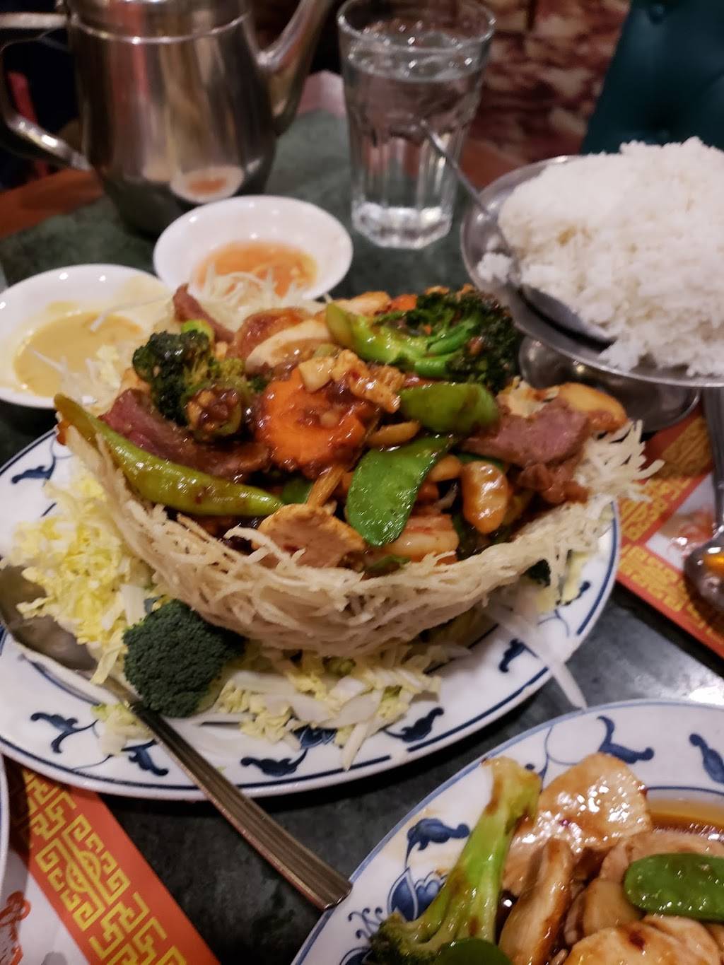 Crownery Chinese Restaurant | Catering & Dim Sum | restaurant | 228 Lantana Dr, Hockessin, DE 19707, USA | 3022393825 OR +1 302-239-3825