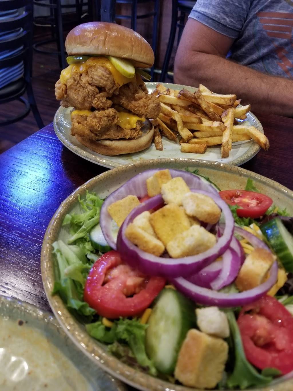 The Vault Fine Food & Drinks | restaurant | 121 East Ave, Ogden, IL 61859, USA | 2175824000 OR +1 217-582-4000