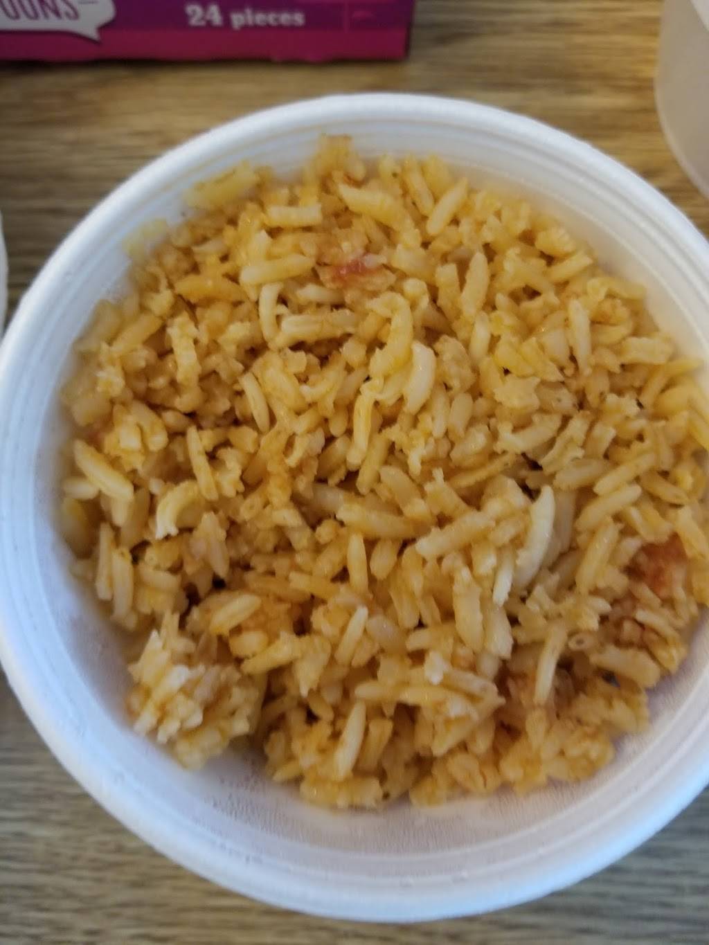 Lyndas Tacos | restaurant | 105 M-66, Charlevoix, MI 49720, USA | 2314372024 OR +1 231-437-2024