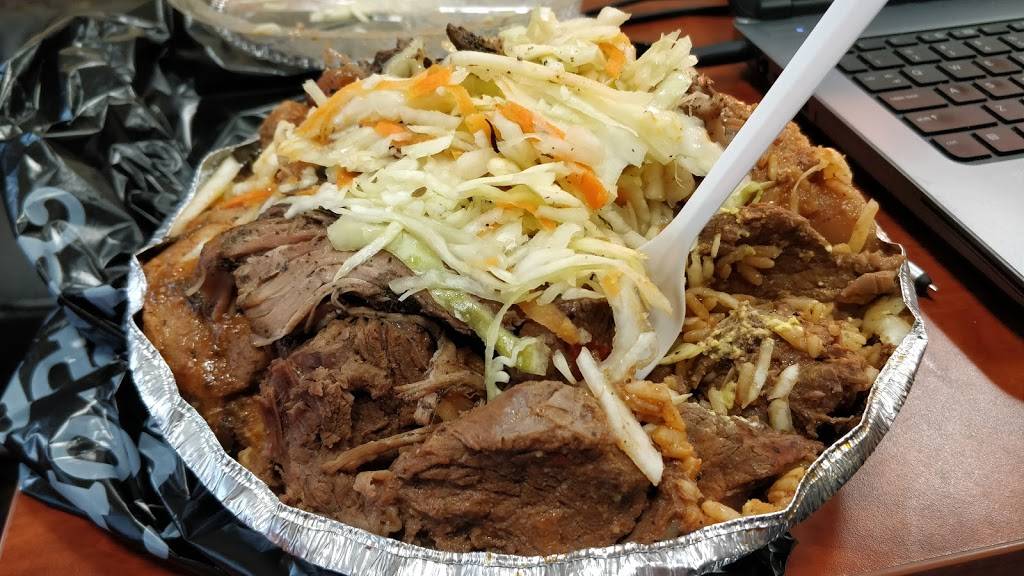 Direccion Bodega | restaurant | 37 W John St, Hicksville, NY 11801, USA | 5164709506 OR +1 516-470-9506