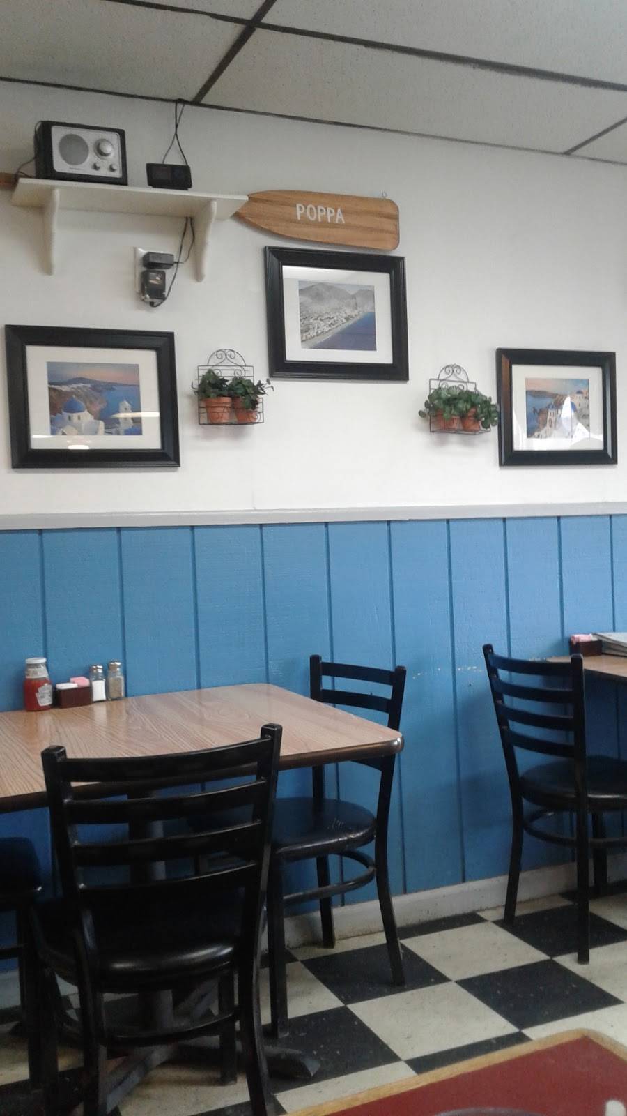 House of Pizza | restaurant | 1 Parsons St, Colebrook, NH 03576, USA | 6032375256 OR +1 603-237-5256