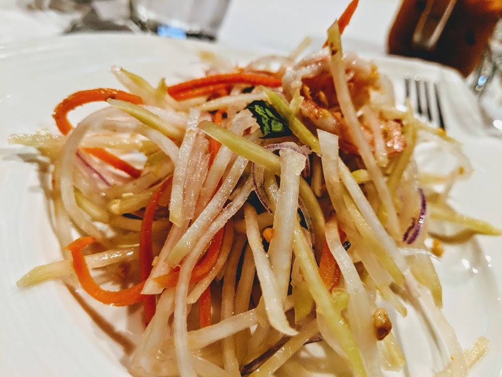 Golden Crab House | restaurant | 1830 Irving St, San Francisco, CA 94122, USA | 4157026685 OR +1 415-702-6685