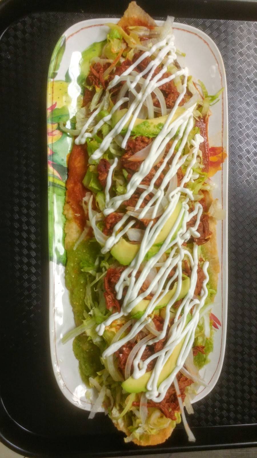 Crazy Chicken | restaurant | 29 Talbot St E, Leamington, ON N8H 1L1, Canada | 5199914045 OR +1 519-991-4045