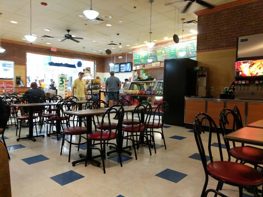 Subway Restaurants | restaurant | 470 Route 211 East, Middletown, NY 10940, USA | 8453437827 OR +1 845-343-7827