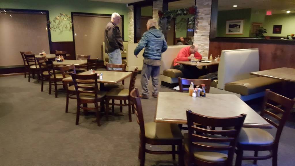 Tangs Chinese Restaurant | restaurant | 111 US-45, Grayslake, IL 60030, USA | 8475488882 OR +1 847-548-8882