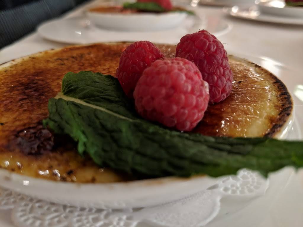 Travail Kitchen and Amusements | restaurant | 1930 Hennepin Ave, Minneapolis, MN 55403, USA | 7635351131 OR +1 763-535-1131