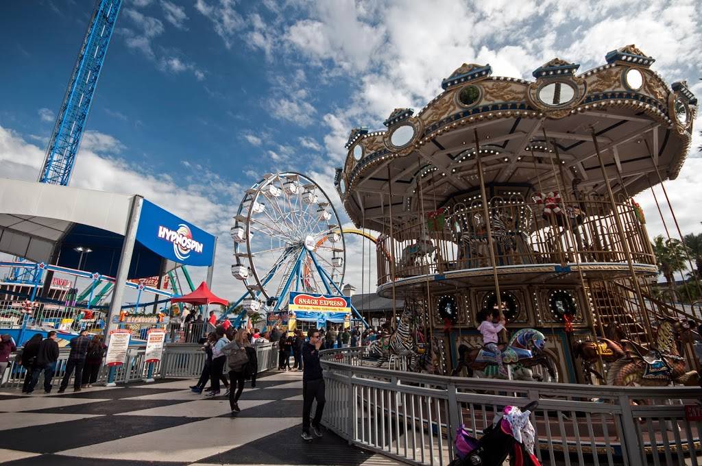 Kemah Waterfront | restaurant | 701 4th St, Kemah, TX 77565, USA | 2813348902 OR +1 281-334-8902