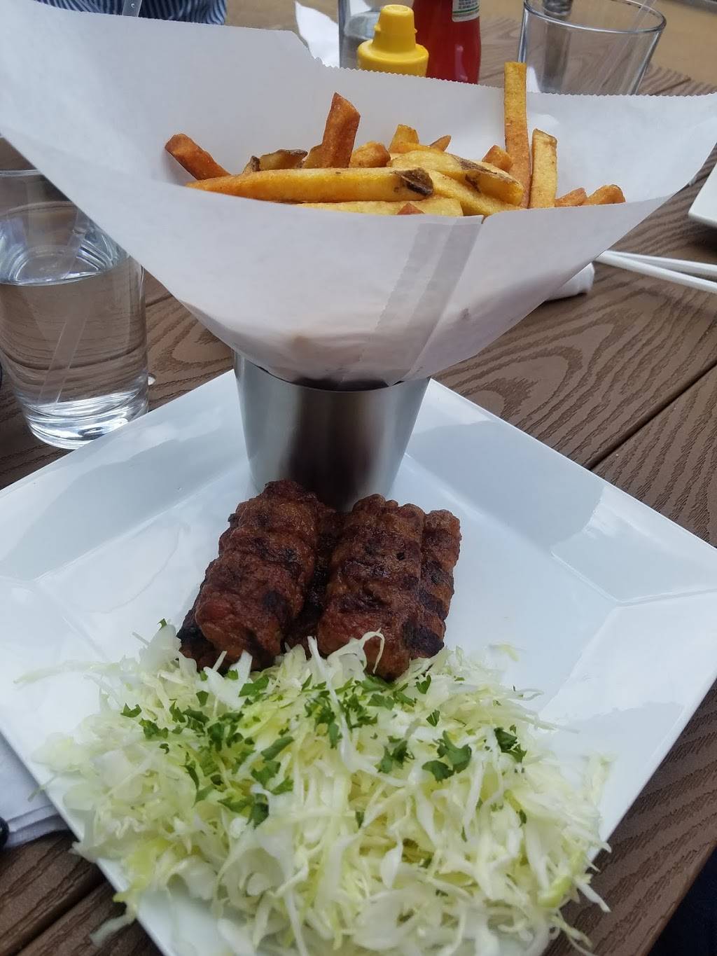 Cravelane | restaurant | 2908, 5051 Oakton St, Skokie, IL 60077, USA | 8479998555 OR +1 847-999-8555