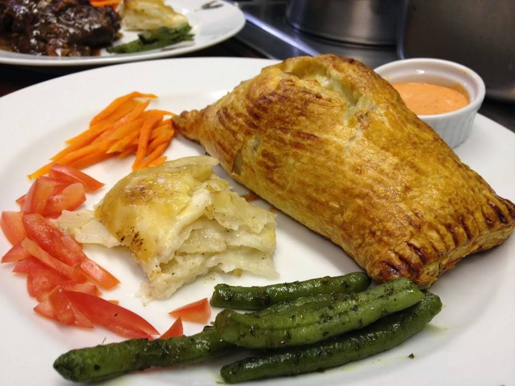 Le Petit Bistro | restaurant | 1405 W El Camino Real, Mountain View, CA 94040, USA | 6509643321 OR +1 650-964-3321