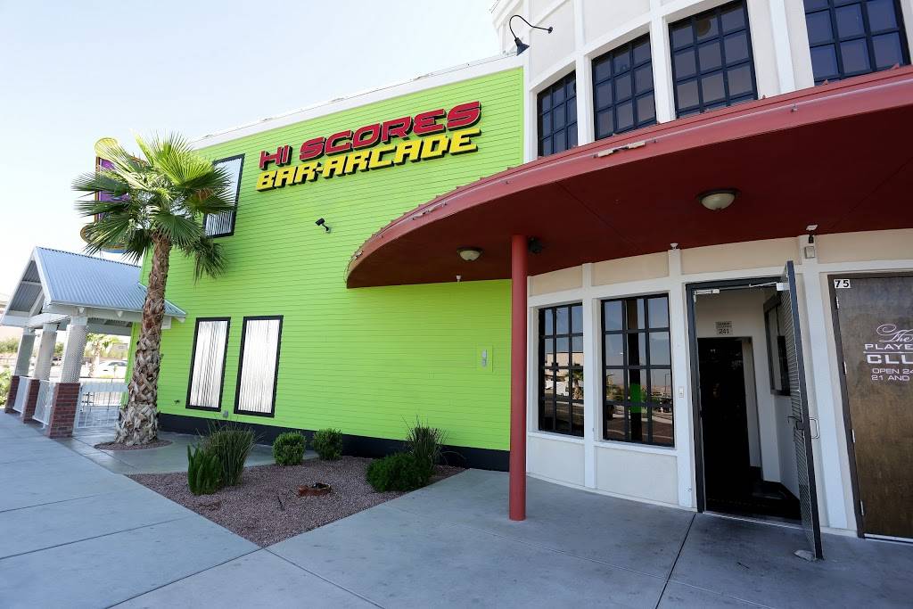 Hi Scores Bar-Arcade | restaurant | 65 S Stephanie St, Henderson, NV 89012, USA | 7025227766 OR +1 702-522-7766
