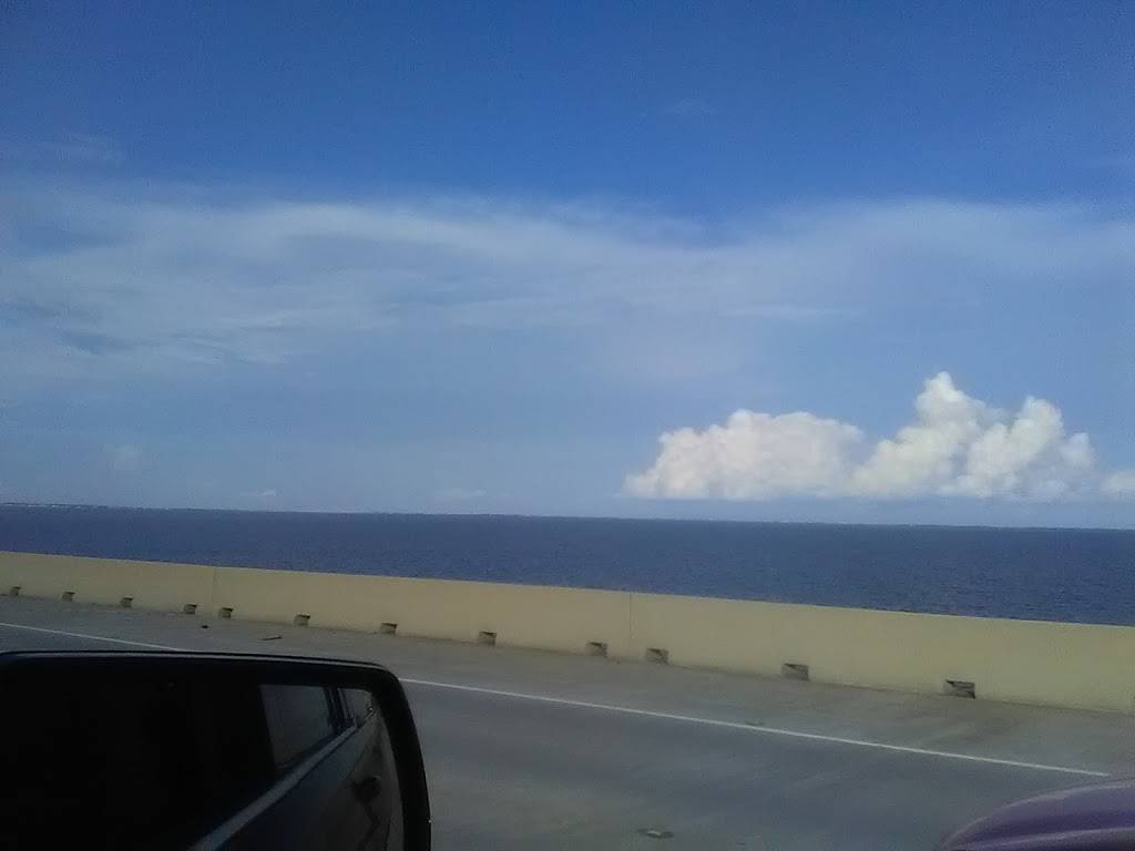 Papa Johns Pizza | restaurant | 5310 Indian Head Hwy, Oxon Hill, MD 20745, USA | 3015677272 OR +1 301-567-7272