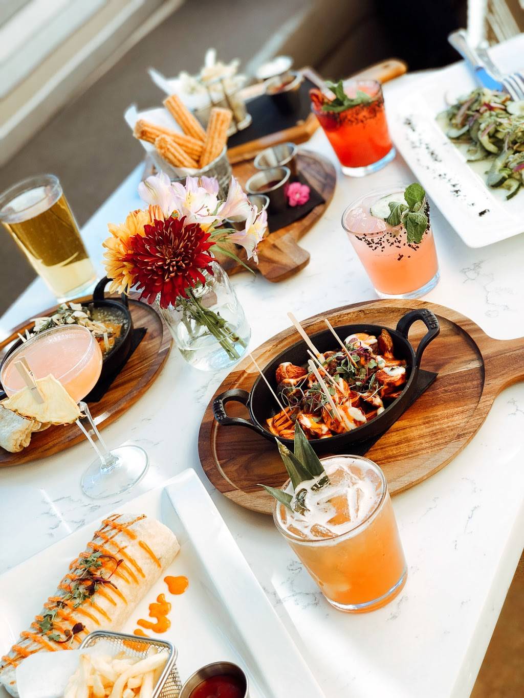 Vicentas Mexican Restaurant | restaurant | 6920 Market Pl Dr, Goleta, CA 93117, USA | 8058378430 OR +1 805-837-8430