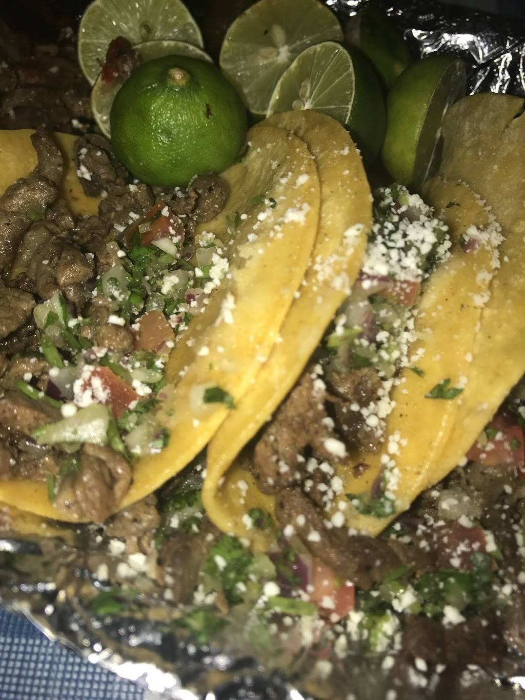 Poquito De Todo | restaurant | 10179 Raven Field Dr, San Antonio, TX 78245, USA | 2109972298 OR +1 210-997-2298