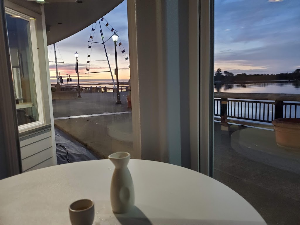 Bayfront Restaurant | restaurant | 1 F St, Eureka, CA 95501, USA | 7074437489 OR +1 707-443-7489