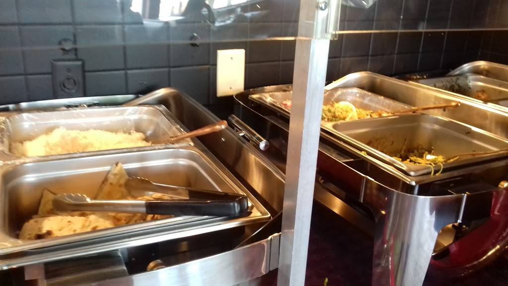 Curry Leaf Indian Cuisine | restaurant | 2222 44th St SE, Grand Rapids, MI 49508, USA | 6162814452 OR +1 616-281-4452