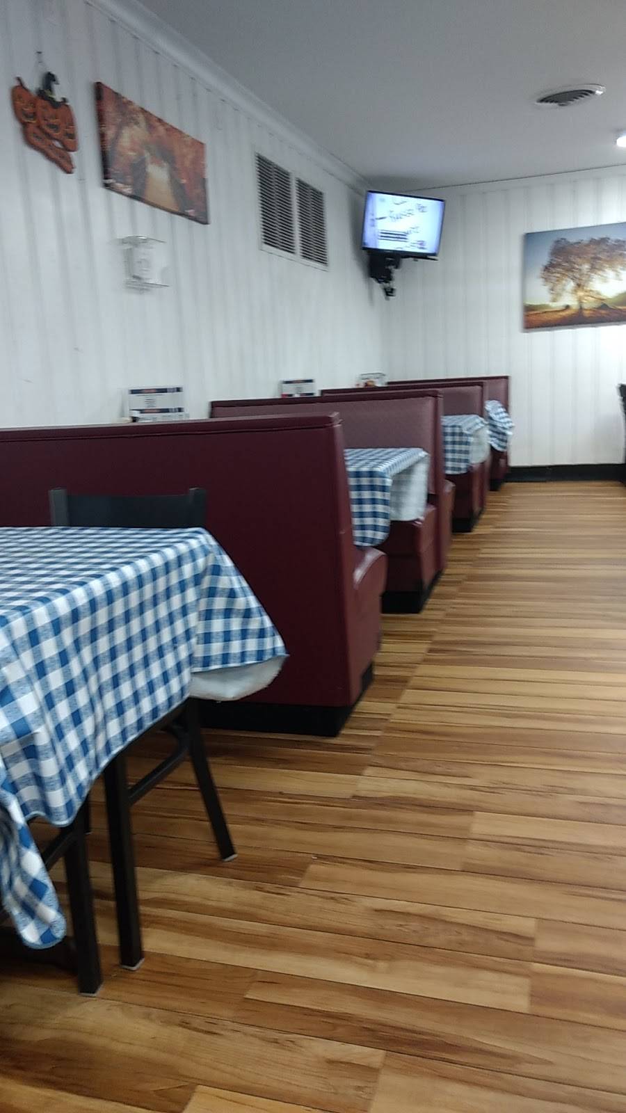 Knights Cafe | restaurant | 608 Hampton St, Kershaw, SC 29067, USA | 8034752321 OR +1 803-475-2321