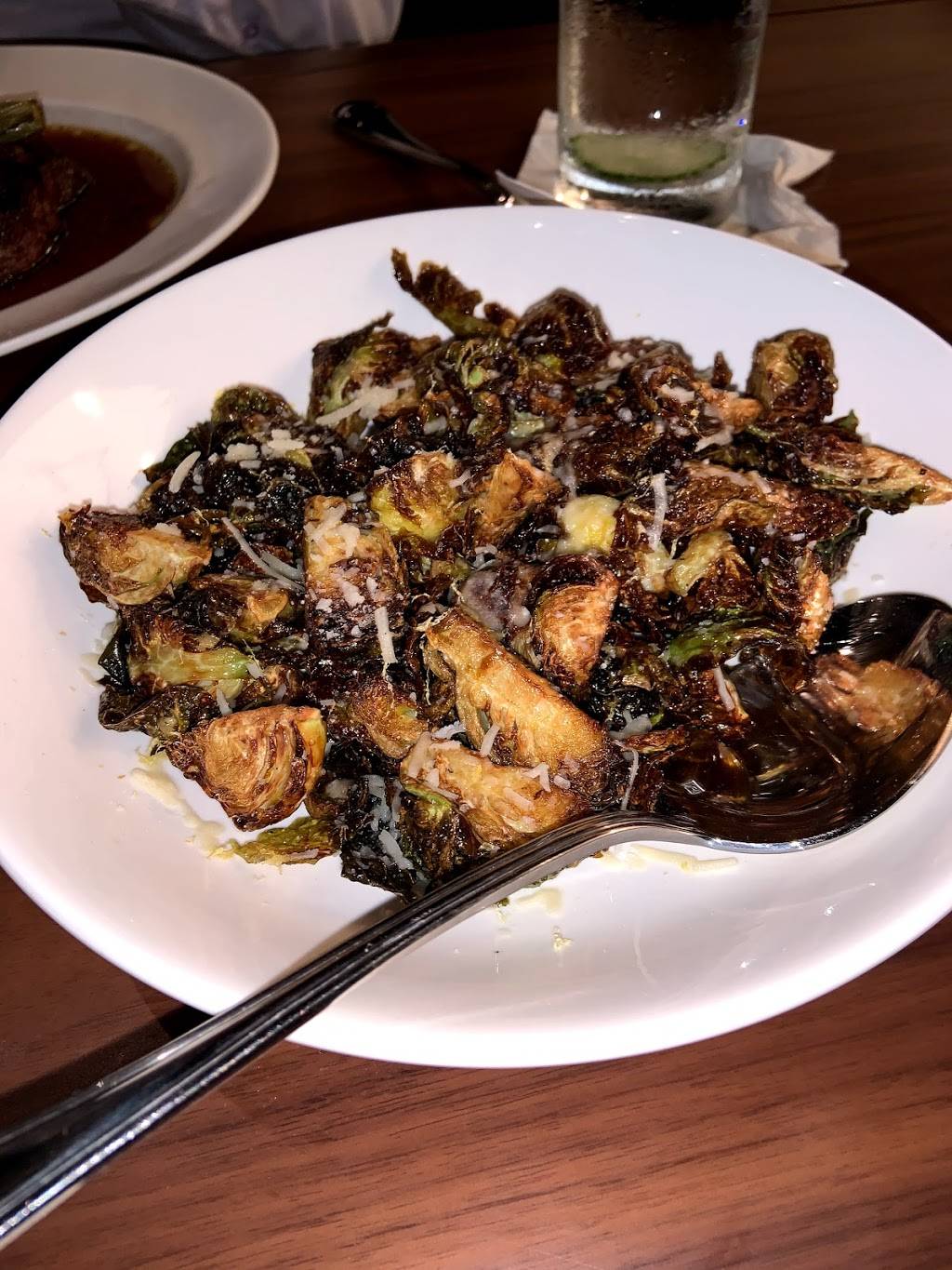 Guard and Grace - Houston | restaurant | 500 Dallas St, Houston, TX 77002, USA | 3463260789 OR +1 346-326-0789