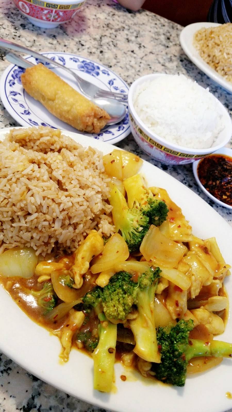 Ho Ho Kitchen | restaurant | 111 S Bowen Rd, Arlington, TX 76012, USA | 8178613263 OR +1 817-861-3263