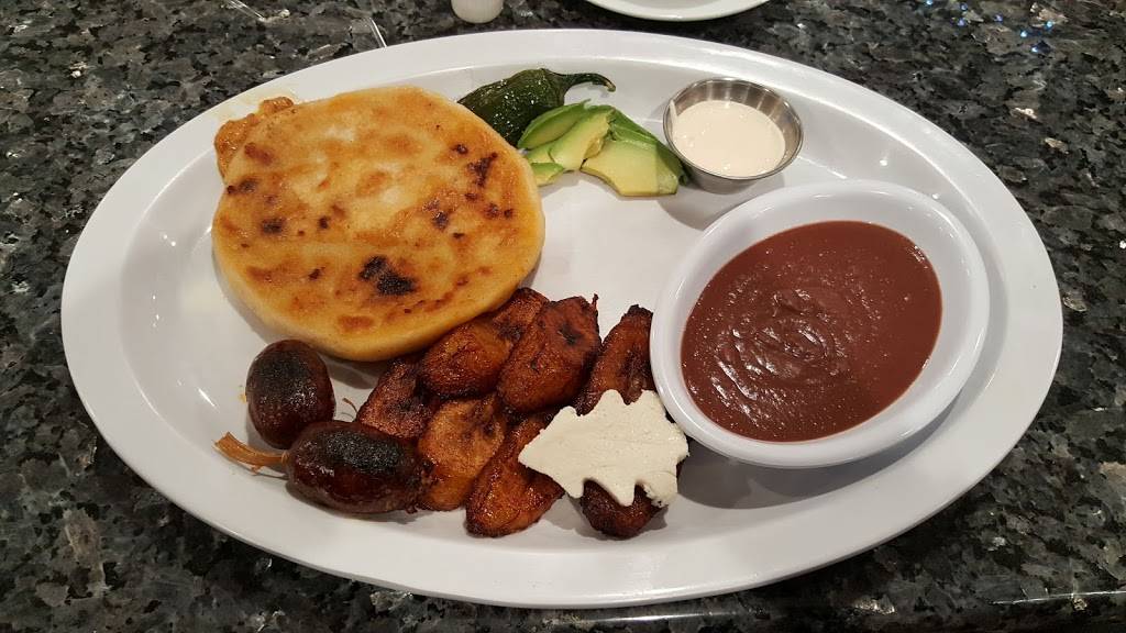 Rio Restaurant Pupuseria Salvadoreña | restaurant | 9516 Katella Ave, Anaheim, CA 92804, USA | 7145200771 OR +1 714-520-0771