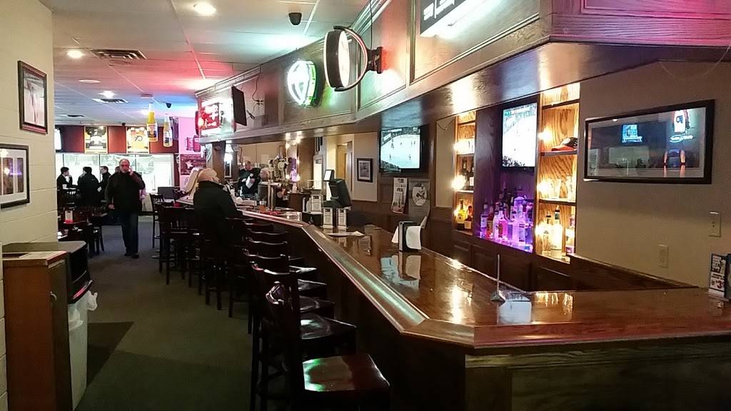 IceWorks Skating Complex | restaurant | 3100 Dutton Mill Rd, Aston, PA 19014, USA | 6104972200 OR +1 610-497-2200