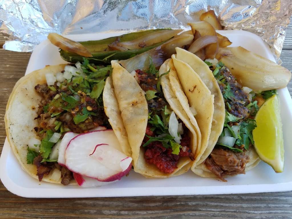 El Taco Man and Burgers | restaurant | 407 N Kaweah Ave, Exeter, CA 93221, USA | 5597048966 OR +1 559-704-8966