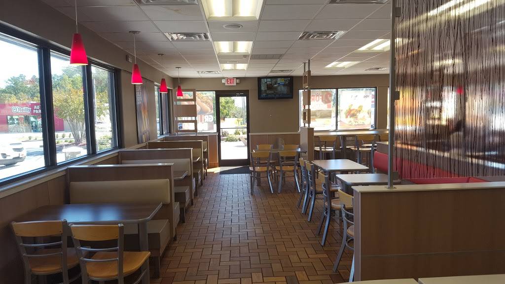 Burger King | restaurant | 4610 Main St, Shallotte, NC 28470, USA | 9107549988 OR +1 910-754-9988