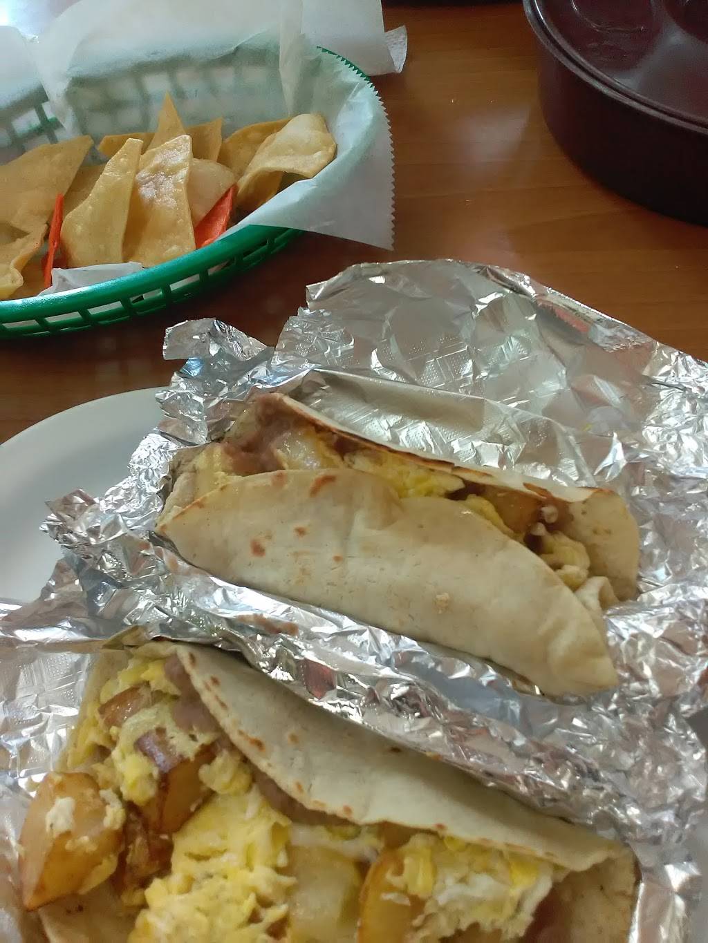 Matehuala Cafe | restaurant | 508 Somerset Rd, San Antonio, TX 78211, USA | 2109211346 OR +1 210-921-1346