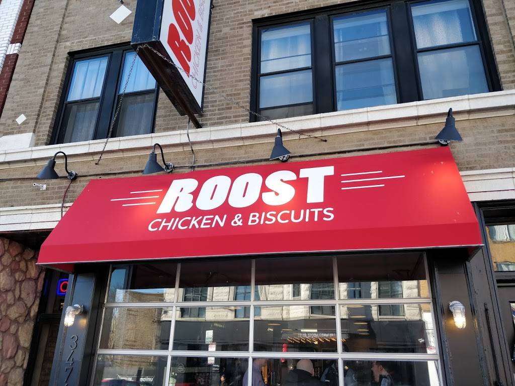 The Roost Carolina Kitchen | restaurant | 3474 N Clark St, Chicago, IL 60657, USA | 7733608303 OR +1 773-360-8303