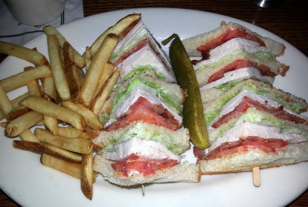 Johnnys Kitchen and Tap | restaurant | 1740 Milwaukee Ave, Glenview, IL 60025, USA | 8476999999 OR +1 847-699-9999