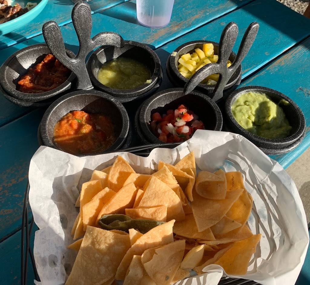 Chicali Cantina | restaurant | 68256 US-26, Welches, OR 97067, USA | 5035649091 OR +1 503-564-9091