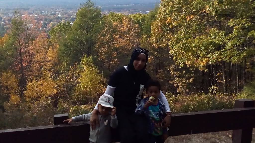 Pulaski Club | restaurant | 79 Maple St, Easthampton, MA 01027, USA | 4135279847 OR +1 413-527-9847