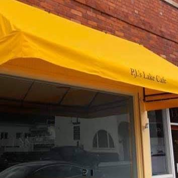 P.J.’s Lake Cafe | restaurant | 131 State St, Harbor Springs, MI 49740, USA | 2312424844 OR +1 231-242-4844