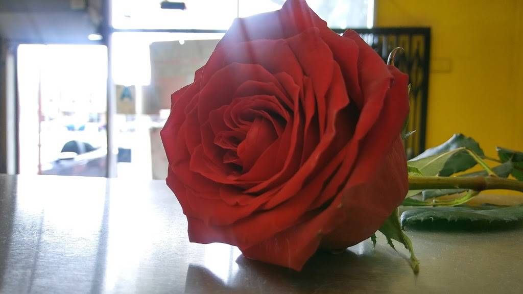 Super Tortas # 1 | restaurant | 14146 Paramount Blvd, Paramount, CA 90723, USA | 5626300661 OR +1 562-630-0661