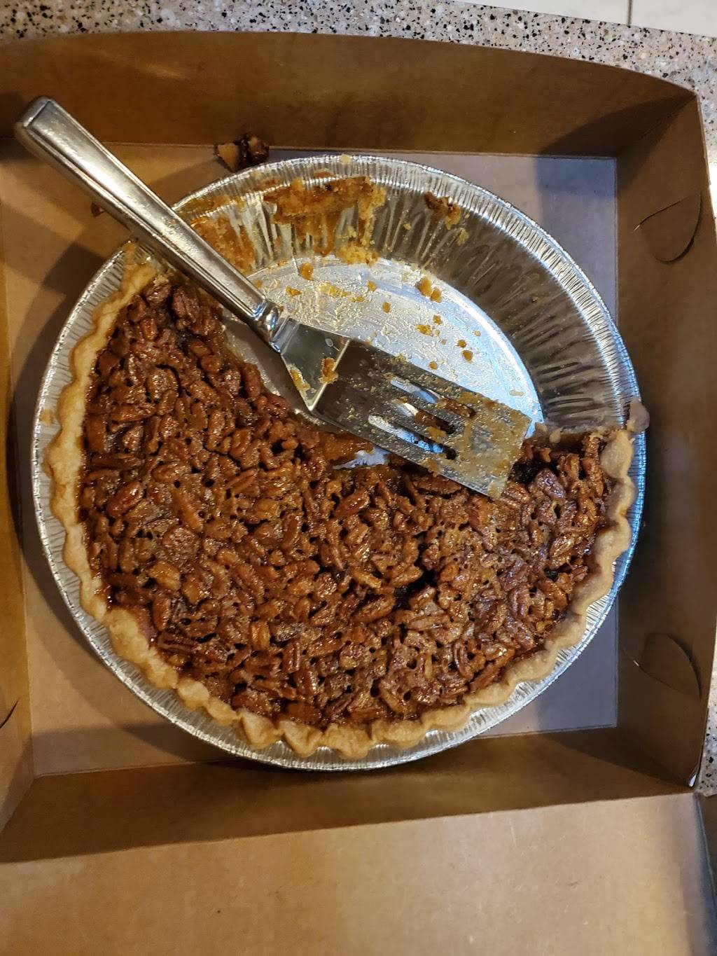 Dutch Pantry | bakery | 10 W Main St, Chouteau, OK 74337, USA | 9184766441 OR +1 918-476-6441