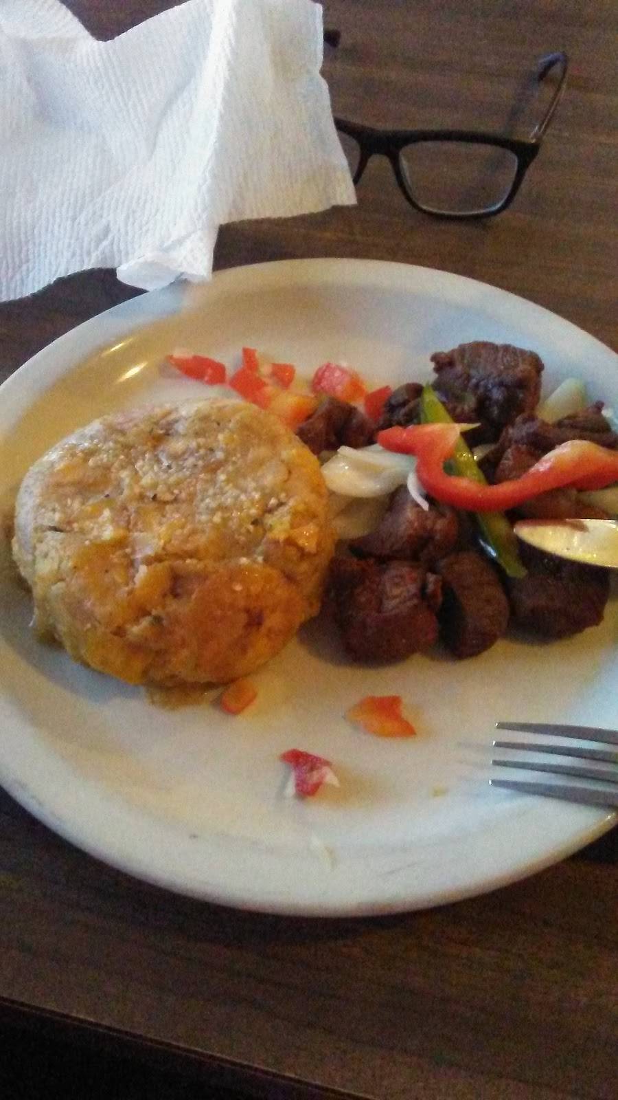 El Bohio Restaurant | restaurant | 1127 Harry Wurzbach Rd, San Antonio, TX 78209, USA | 2108228075 OR +1 210-822-8075