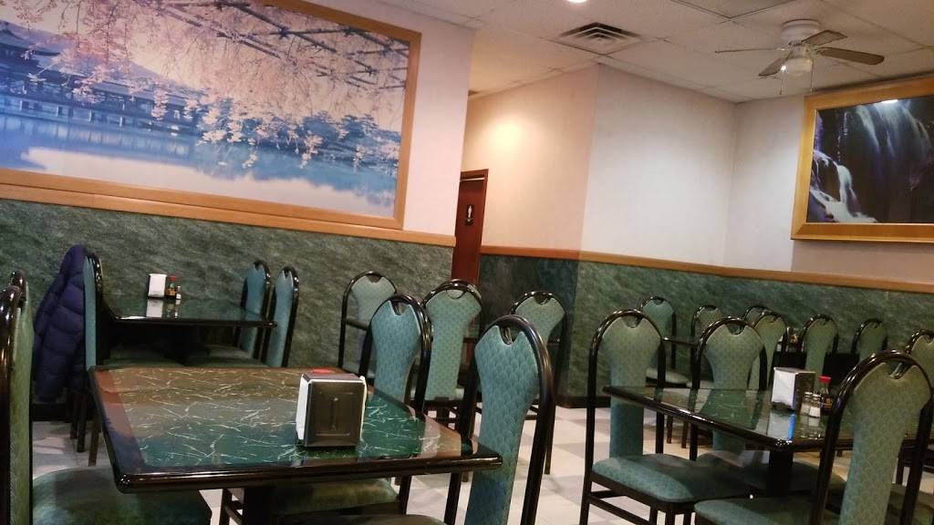 Twin Dragons | restaurant | 210 E Harnett St, Mascoutah, IL 62258, USA | 6185669990 OR +1 618-566-9990