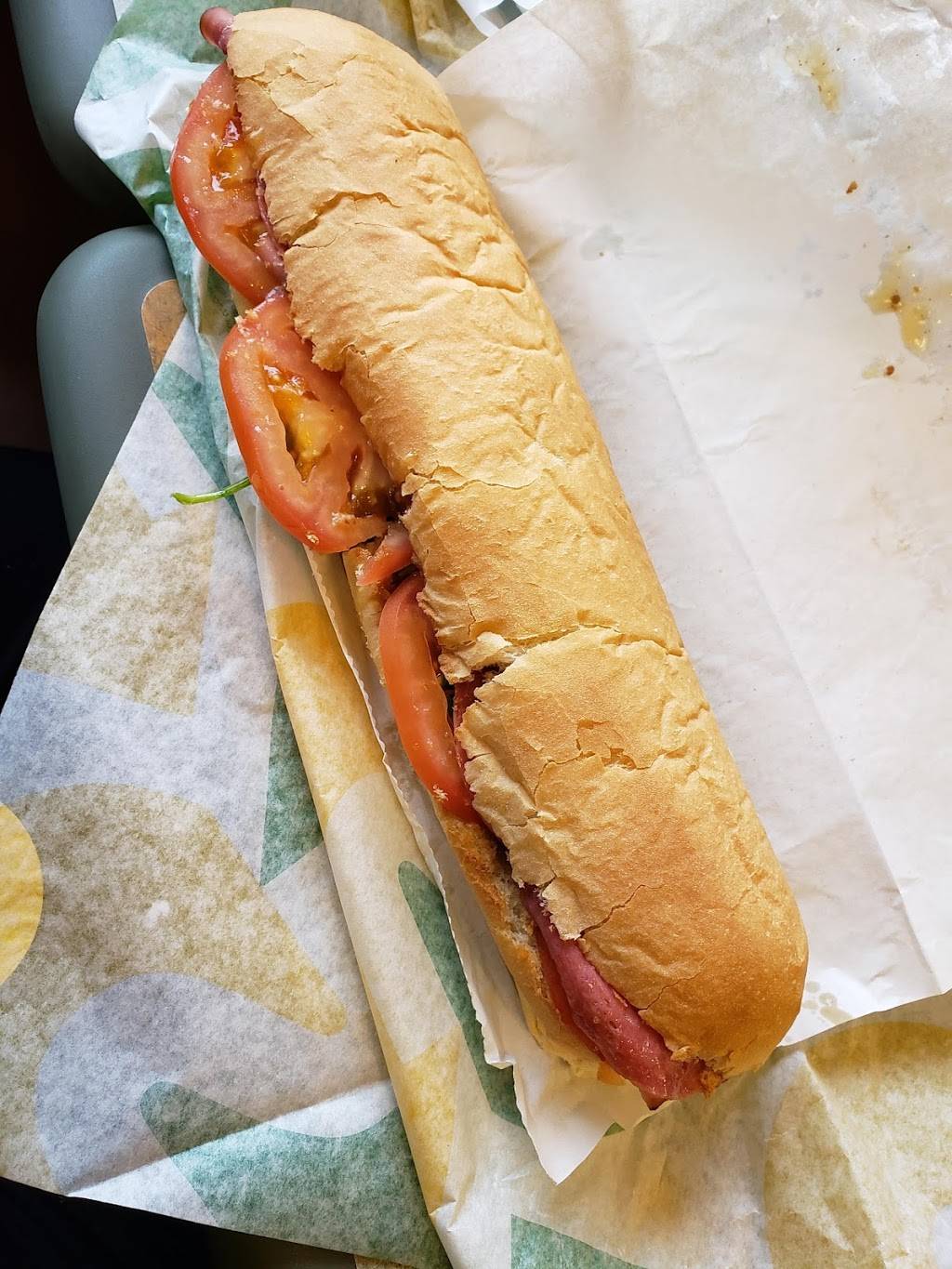 Subway Restaurants | restaurant | 38433 Grand River Ave, Farmington Hills, MI 48335, USA | 2484789777 OR +1 248-478-9777