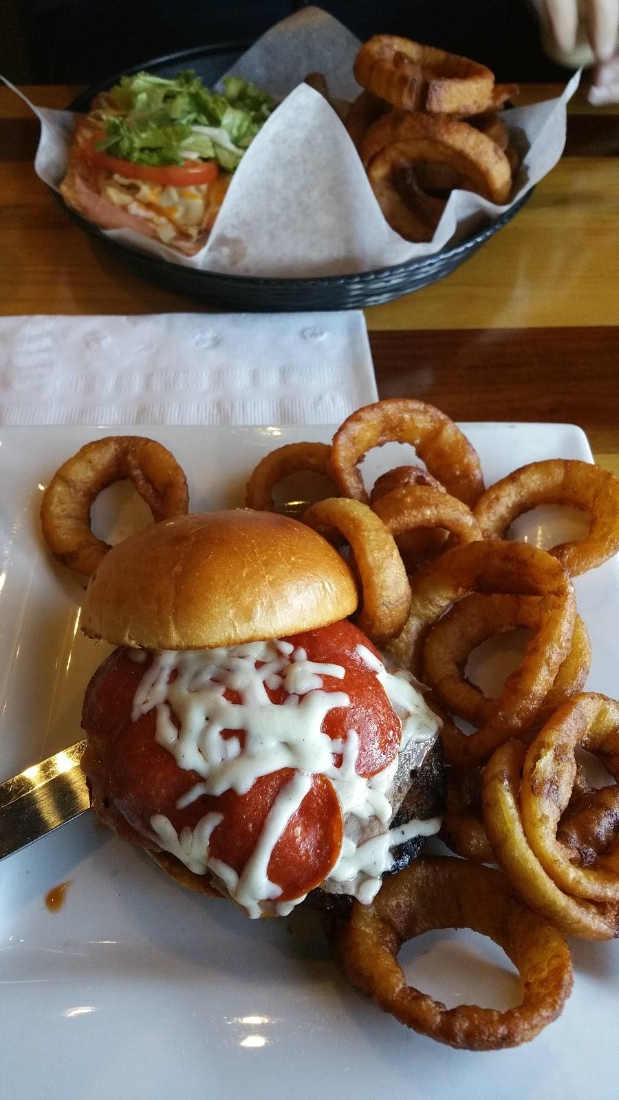 Oliveras Restaurant | meal delivery | 1417 E Grand River Ave, Portland, MI 48875, USA | 5179946050 OR +1 517-994-6050