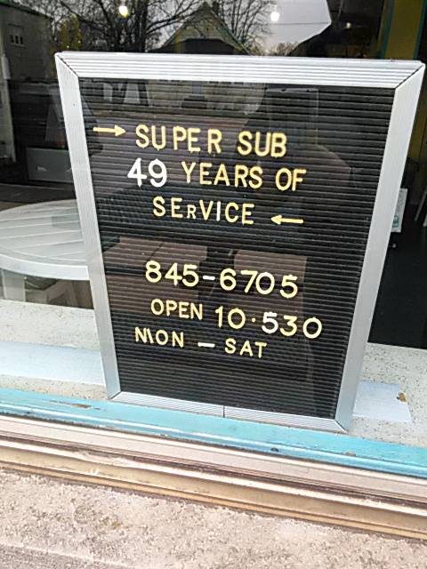 Super Submarine | meal takeaway | 7010 Kennedy Ave, Hammond, IN 46323, USA | 2198456705 OR +1 219-845-6705