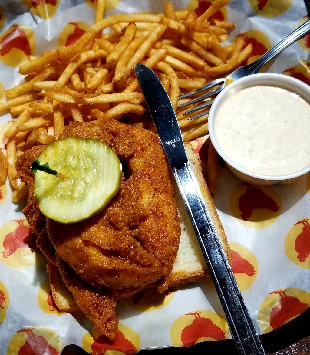 Joellas Hot Chicken | restaurant | 7893 113th St, Seminole, FL 33772, USA | 7272921001 OR +1 727-292-1001